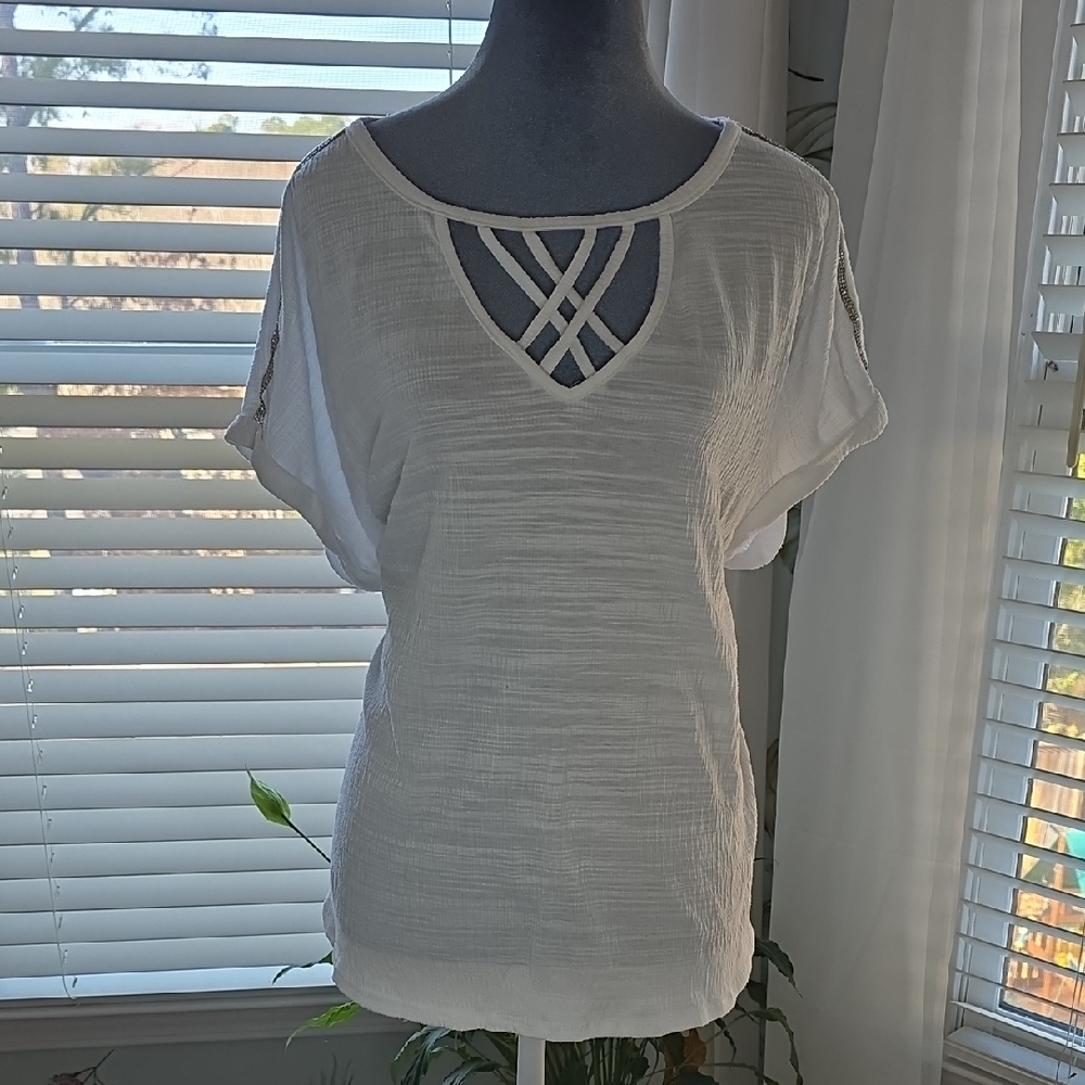 Elegant White Women's Top